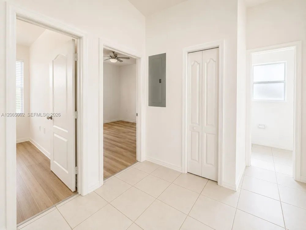 365 Stella Maris Dr #2905 Naples, FL 34114
