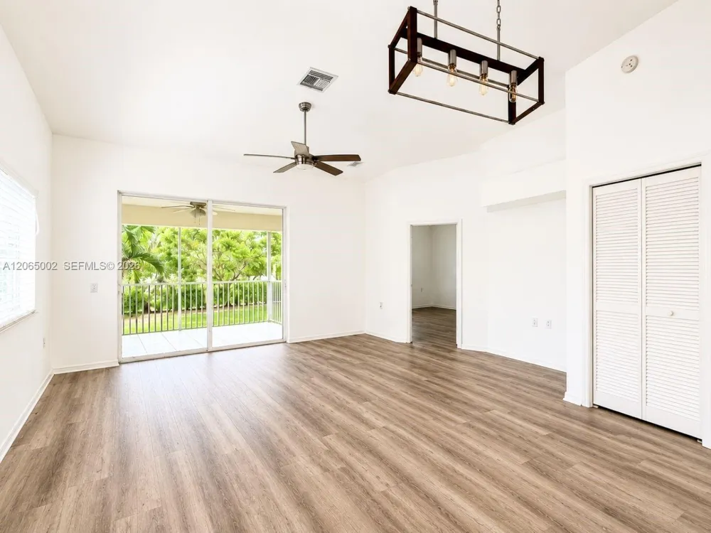 365 Stella Maris Dr #2905 Naples, FL 34114