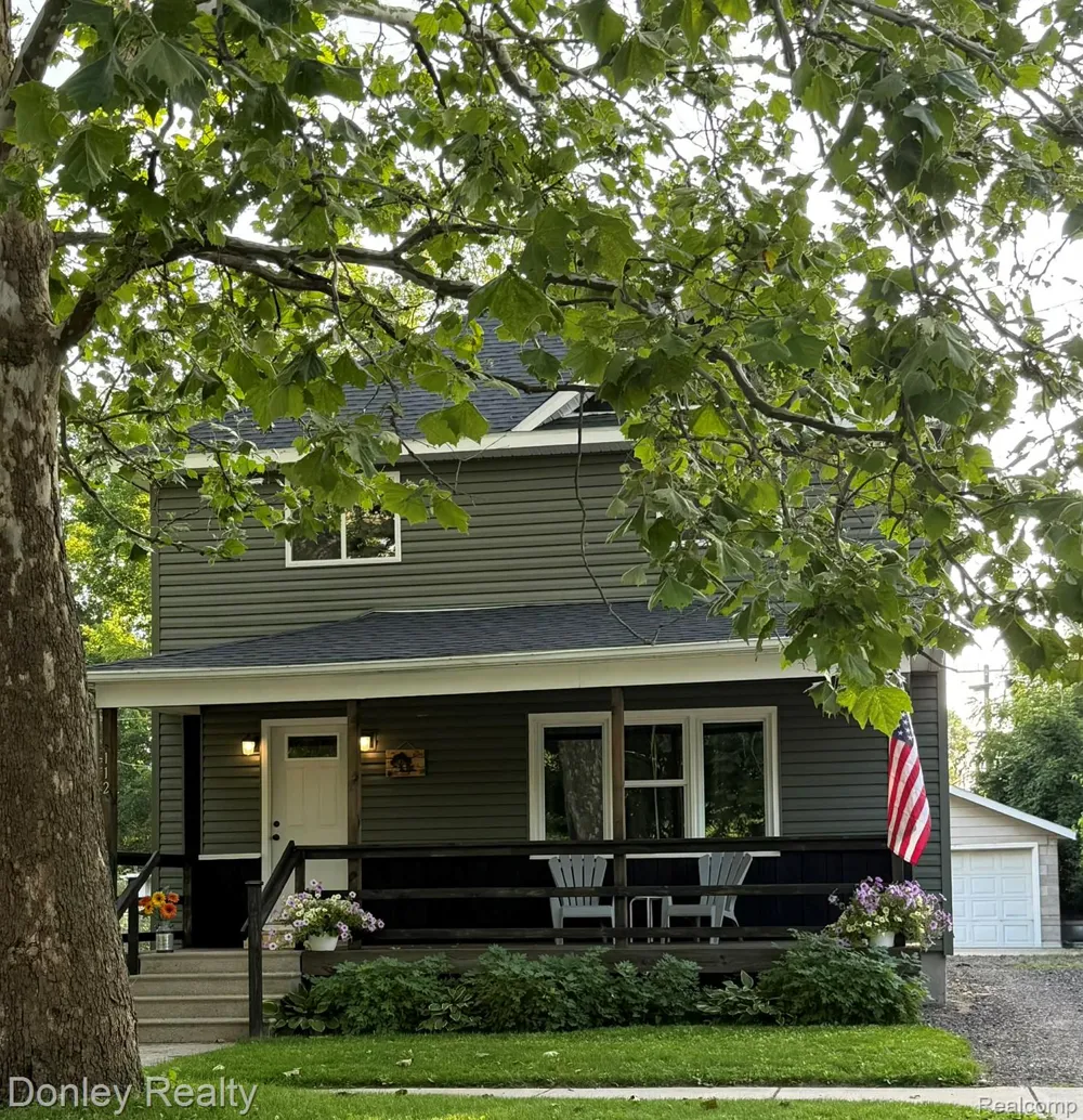112 Alexander Street Caro City, MI 48723