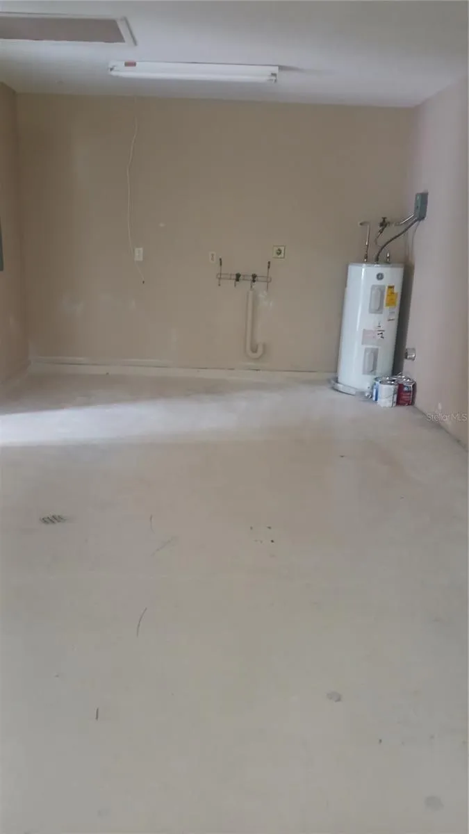 1374 GILES AVENUE Spring Hill, FL 34608
