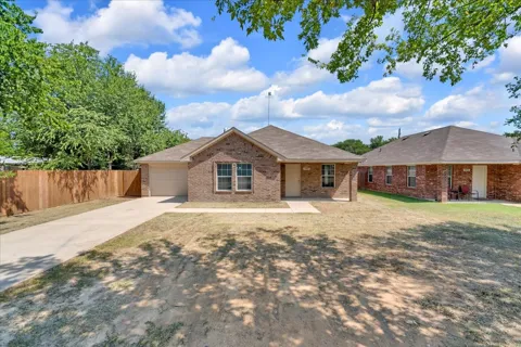 808 SW 24th Street