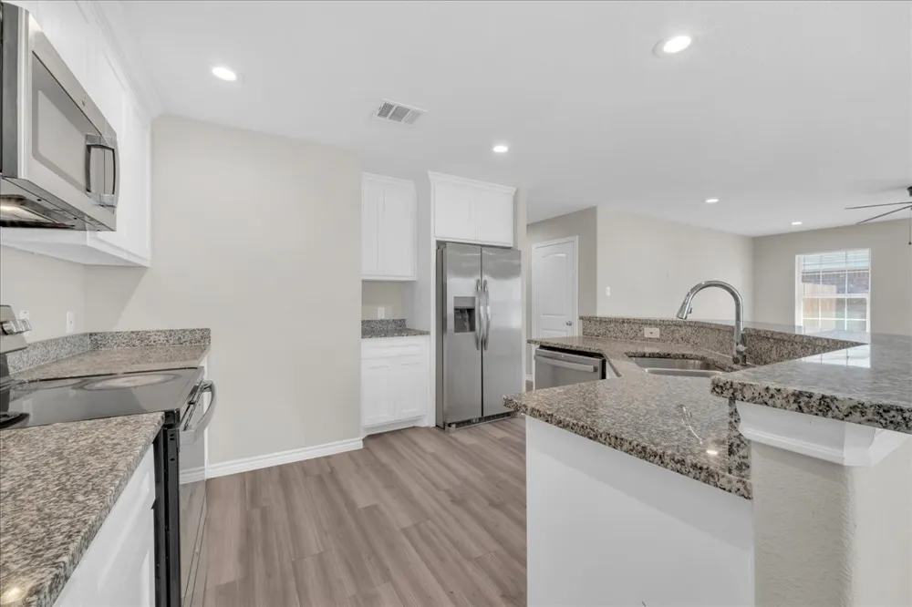 808 SW 24th Street Mineral Wells, TX 76067