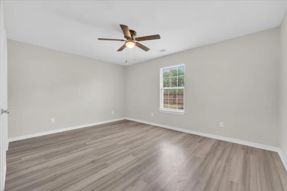 808 SW 24th Street Mineral Wells, TX 76067