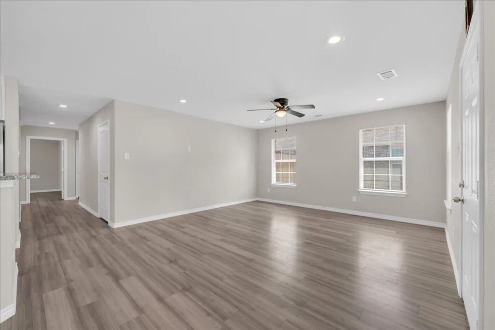 808 SW 24th Street Mineral Wells, TX 76067