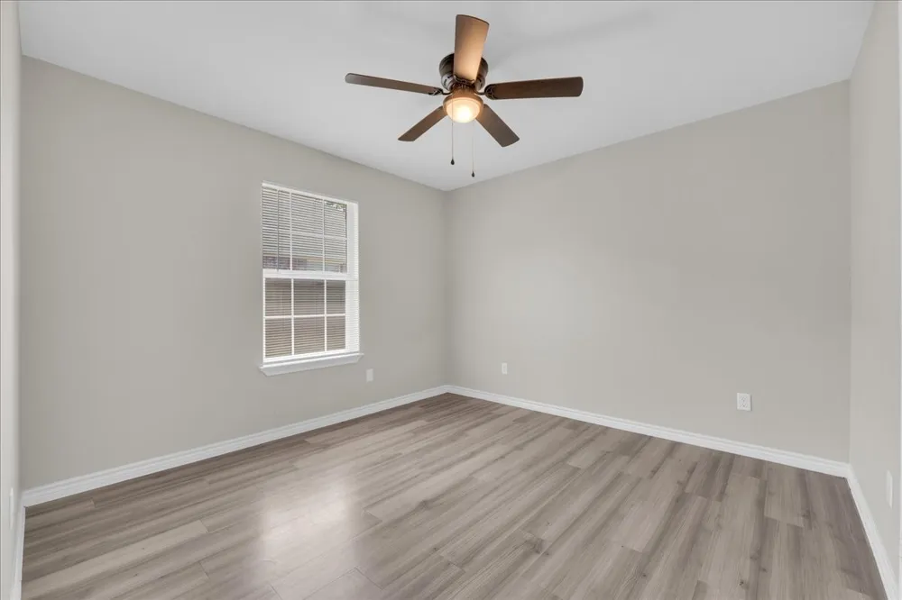 808 SW 24th Street Mineral Wells, TX 76067