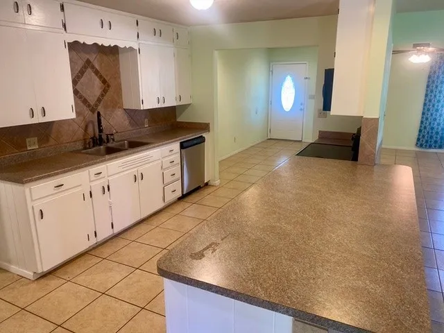 720 West Street Burnet, TX 78611