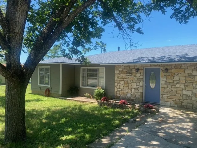 720 West Street Burnet, TX 78611