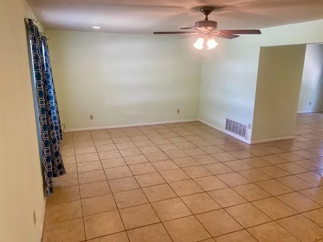 720 West Street Burnet, TX 78611