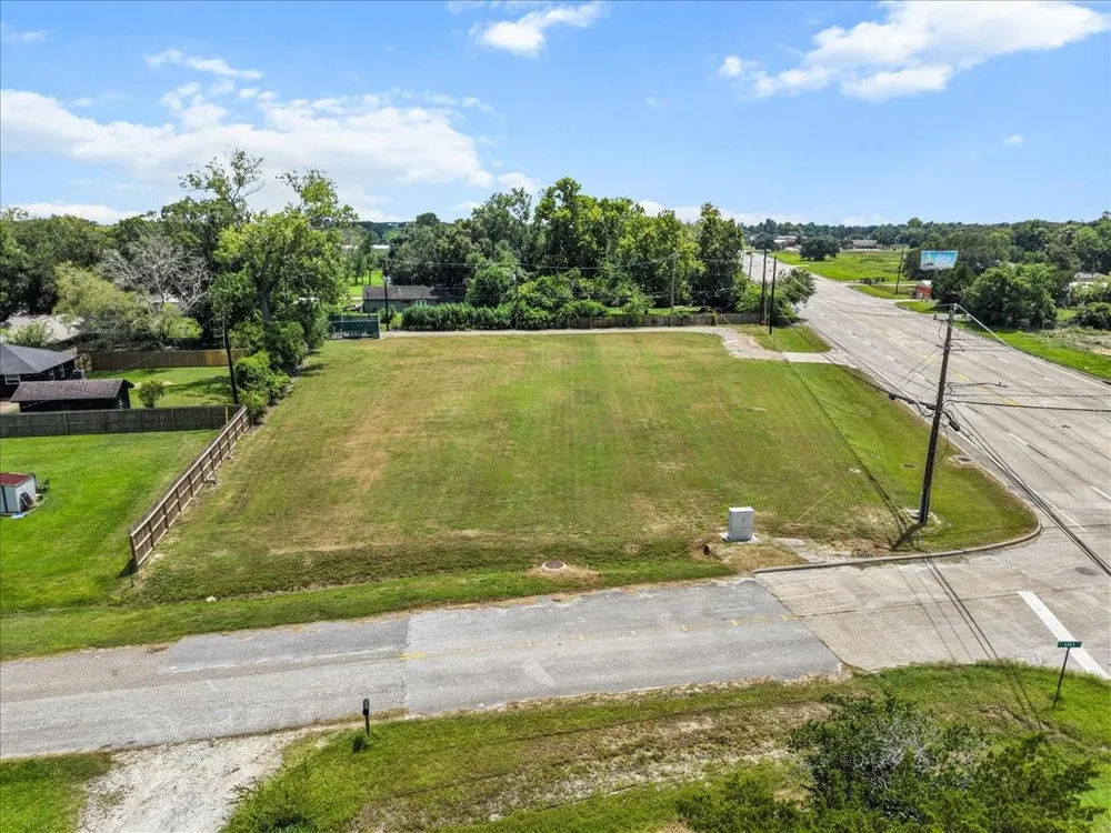 Fm 1764 Rd Santa Fe, TX 77510