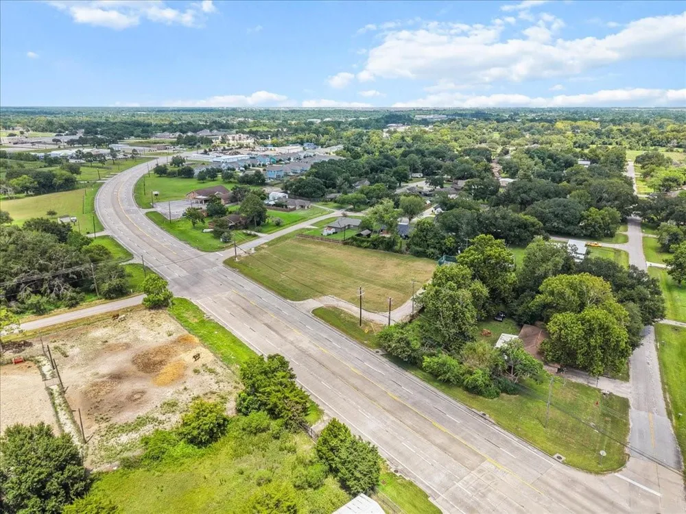 Fm 1764 Rd Santa Fe, TX 77510