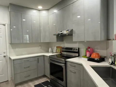 9114 VILLA PALMA LANE