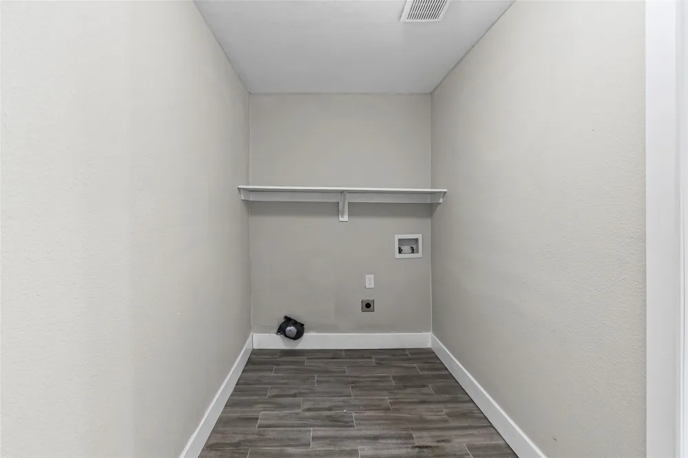 419 W 5th Street Bonham, TX 75418