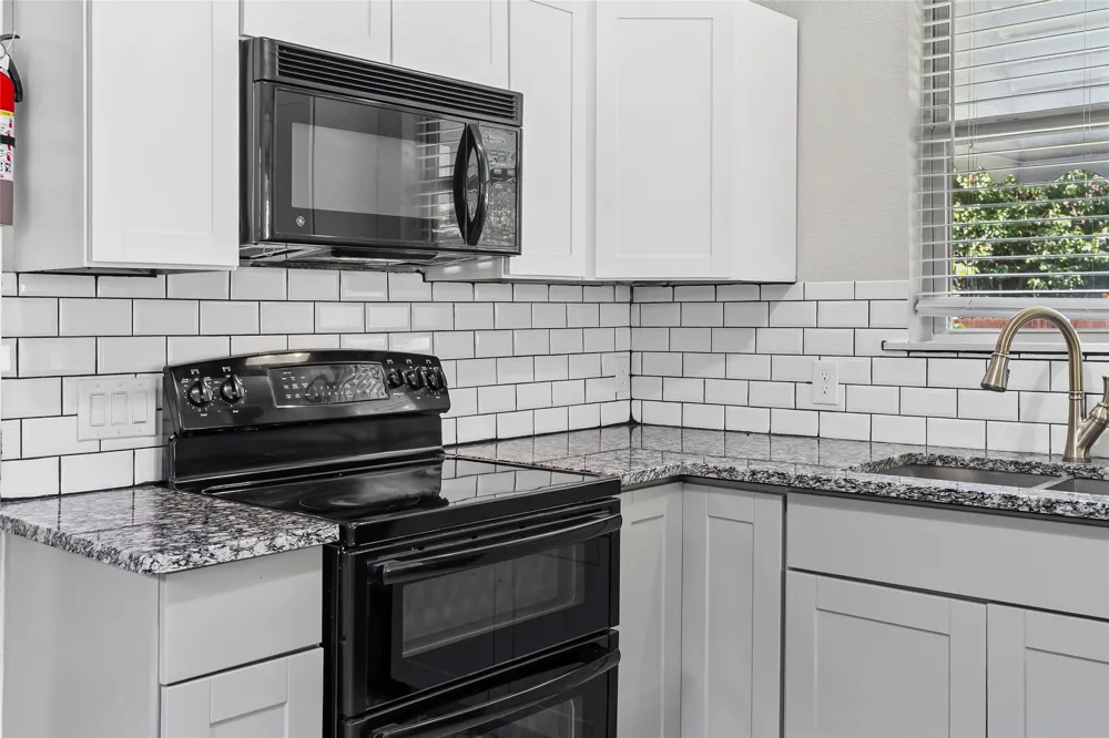 419 W 5th Street Bonham, TX 75418