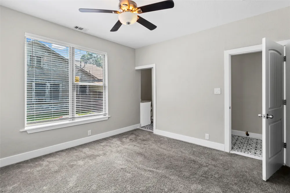 419 W 5th Street Bonham, TX 75418