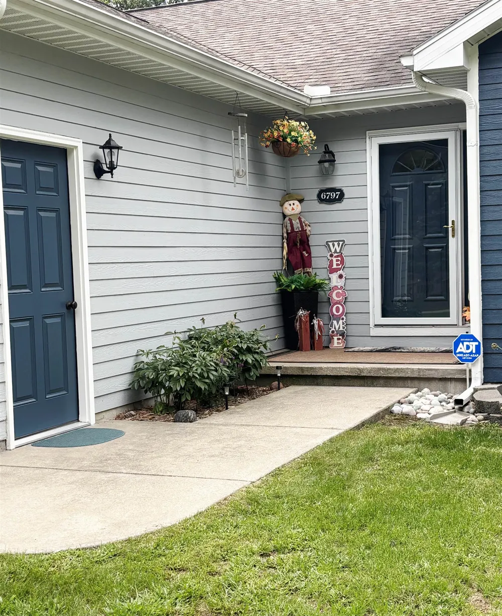 6797 Lakewood Drive Oscoda Charter Township, MI 48750