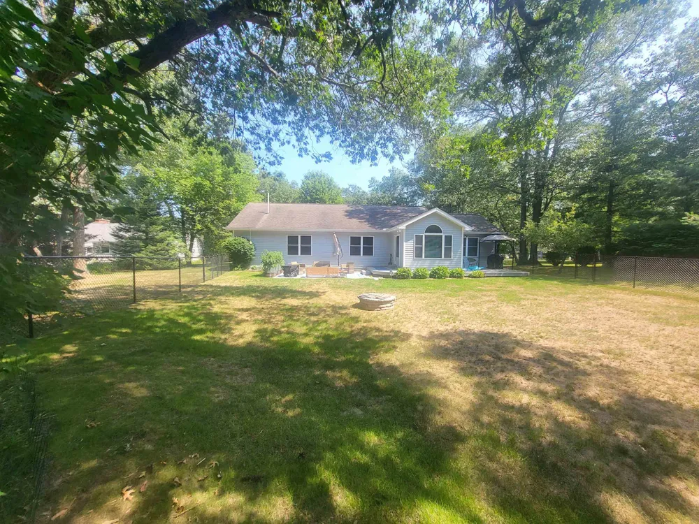 6797 Lakewood Drive Oscoda Charter Township, MI 48750