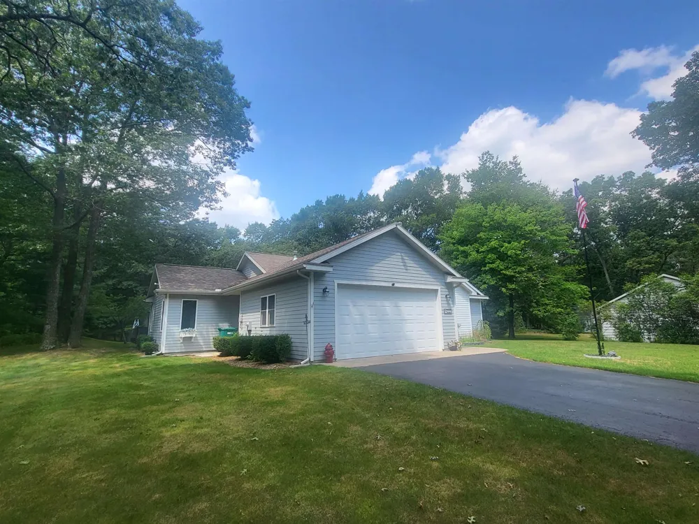 6797 Lakewood Drive Oscoda Charter Township, MI 48750