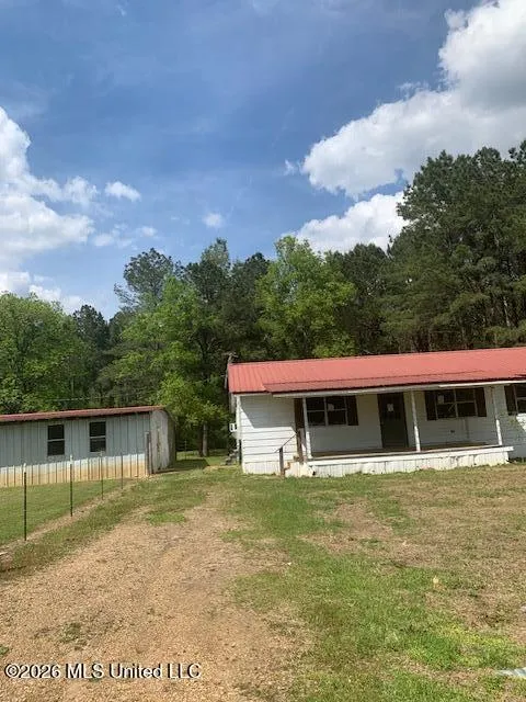 223 Barefoot Springs Road Pelahatchie, MS 39145