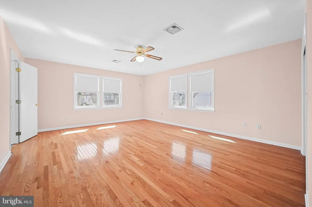 106 CHINGARORA AVENUE Keyport, NJ 07735