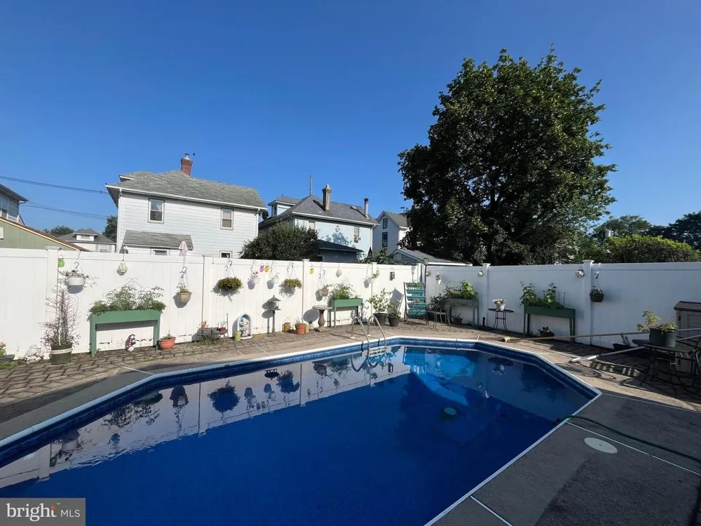 106 CHINGARORA AVENUE Keyport, NJ 07735
