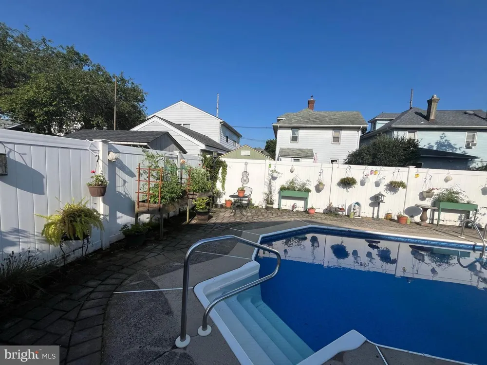 106 CHINGARORA AVENUE Keyport, NJ 07735