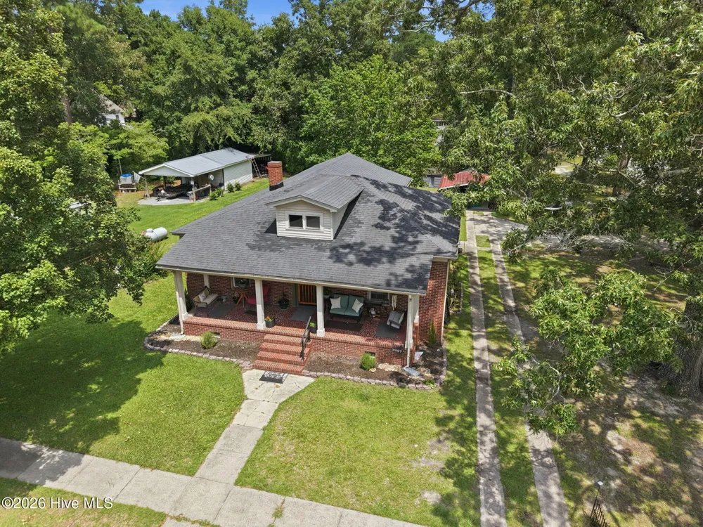 3227 S Eason Street Fountain, NC 27829