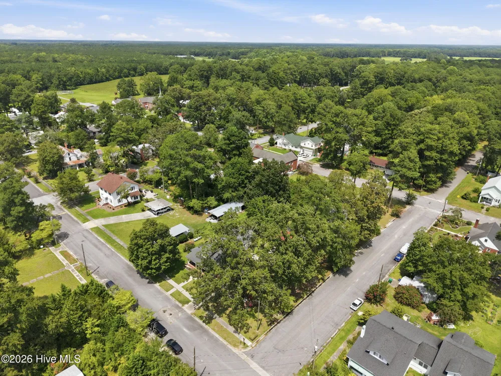 3227 S Eason Street Fountain, NC 27829