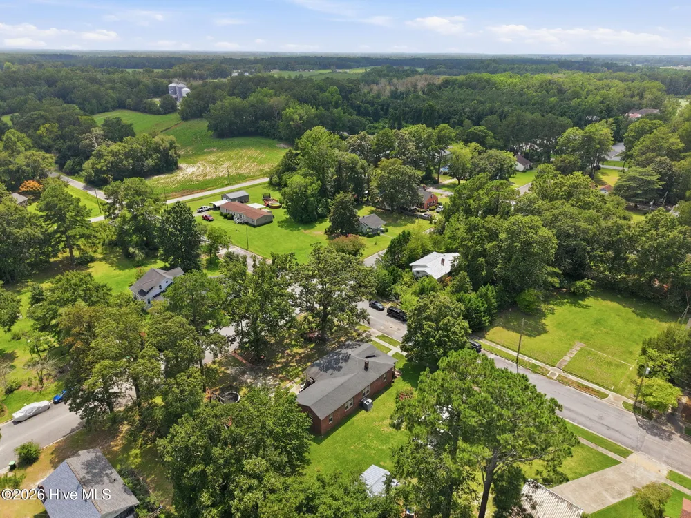3227 S Eason Street Fountain, NC 27829