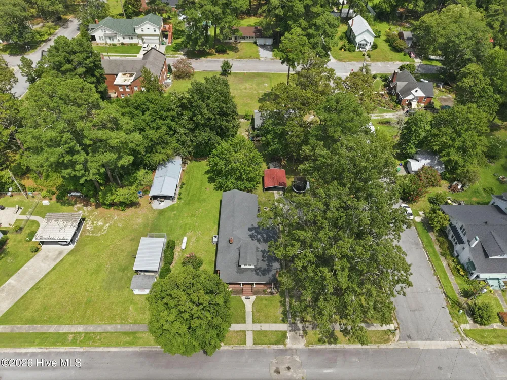 3227 S Eason Street Fountain, NC 27829