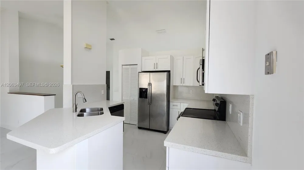 924 Falling Water Rd #924 Weston, FL 33326