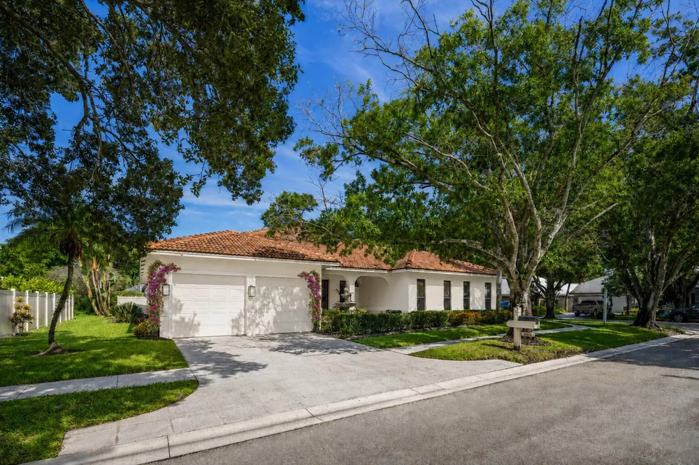 18951 Painted Leaf Court Jupiter, FL 33458