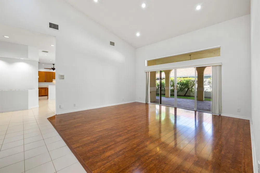 18951 Painted Leaf Court Jupiter, FL 33458