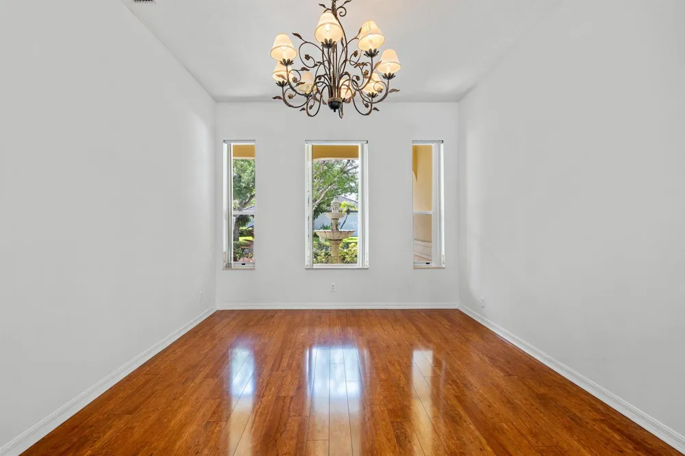 18951 Painted Leaf Court Jupiter, FL 33458