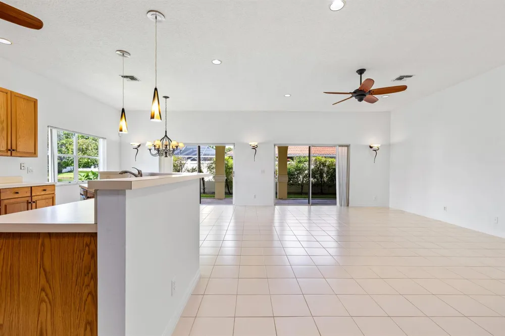 18951 Painted Leaf Court Jupiter, FL 33458