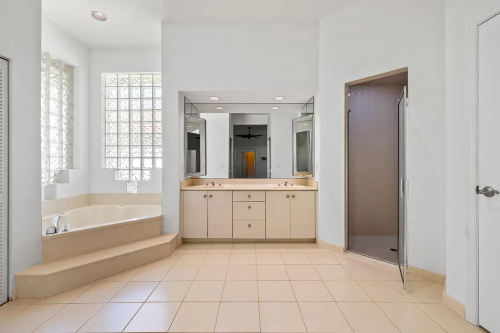 18951 Painted Leaf Court Jupiter, FL 33458