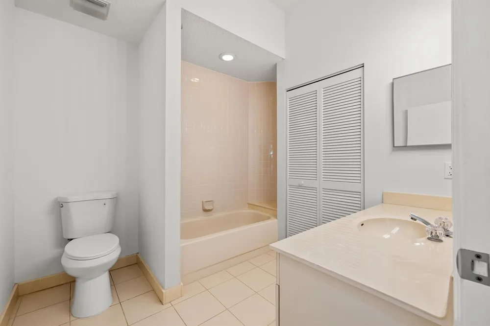 18951 Painted Leaf Court Jupiter, FL 33458