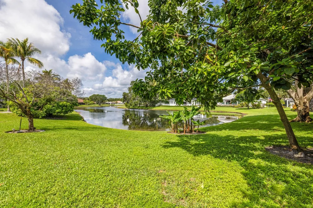 18951 Painted Leaf Court Jupiter, FL 33458