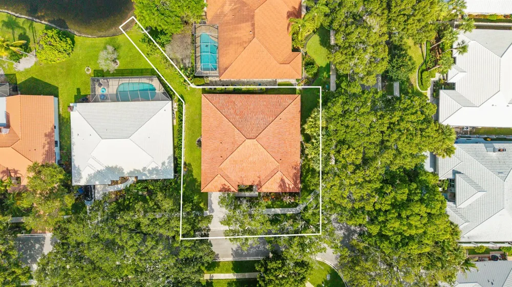 18951 Painted Leaf Court Jupiter, FL 33458
