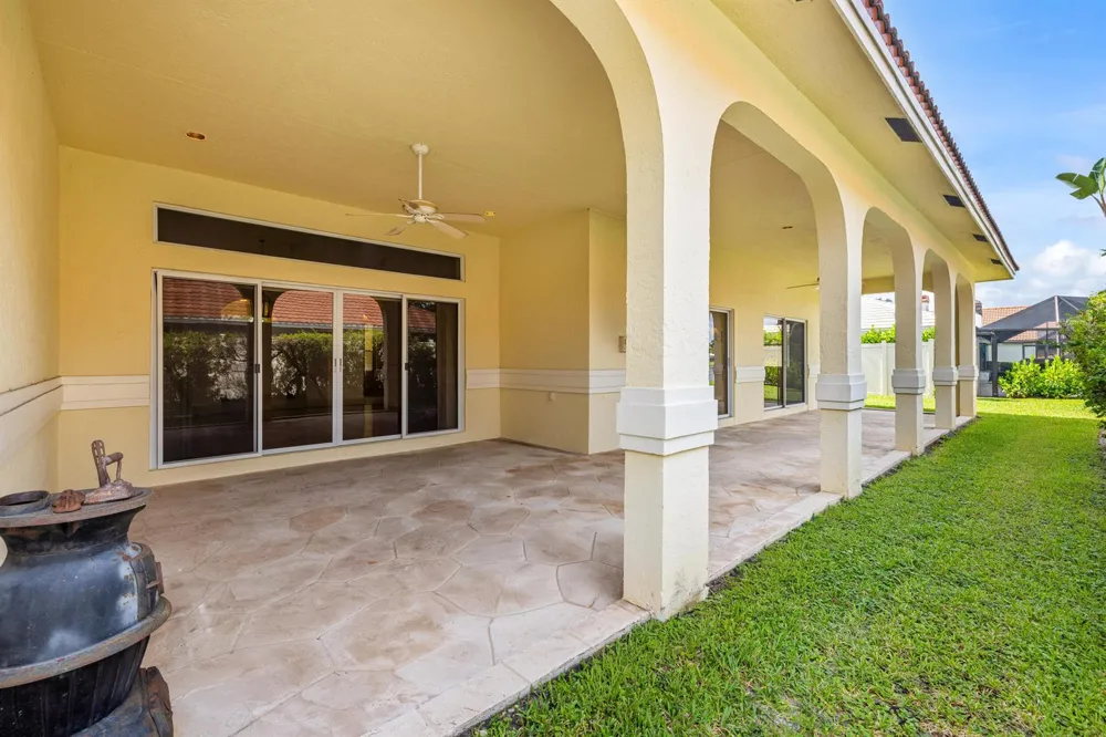 18951 Painted Leaf Court Jupiter, FL 33458