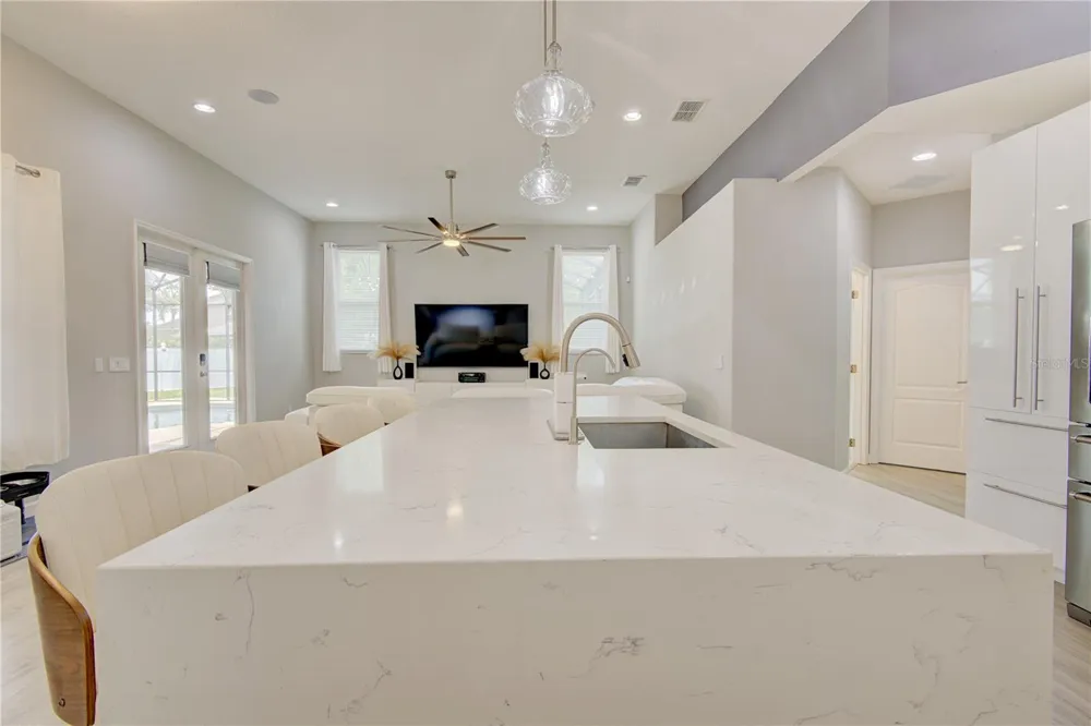 2407 FOLIAGE OAK TERRACE Oviedo, FL 32766