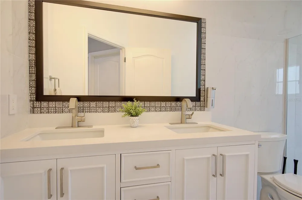 2407 FOLIAGE OAK TERRACE Oviedo, FL 32766