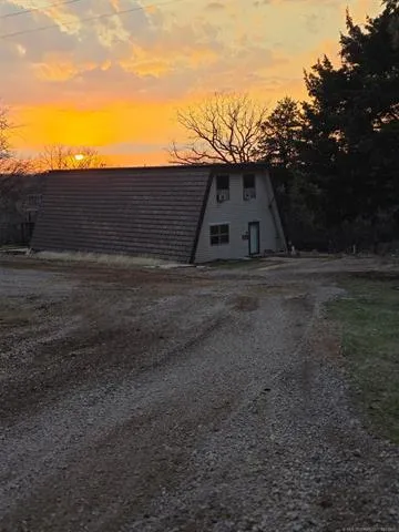 3662 Cooper Memorial Sulphur, OK 73086