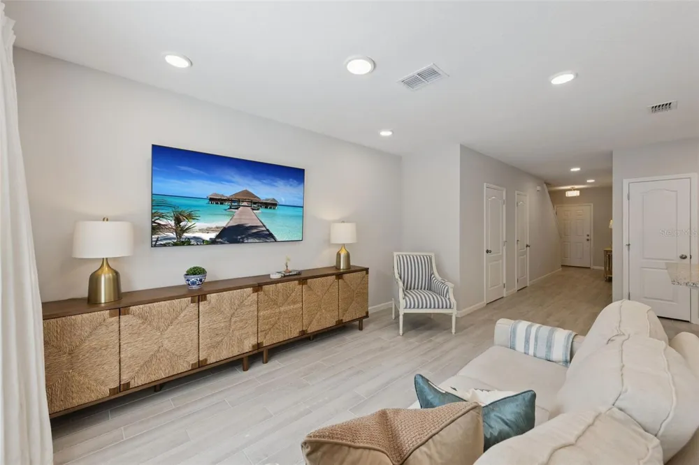 3129 RIVERBOAT WAY Oviedo, FL 32765