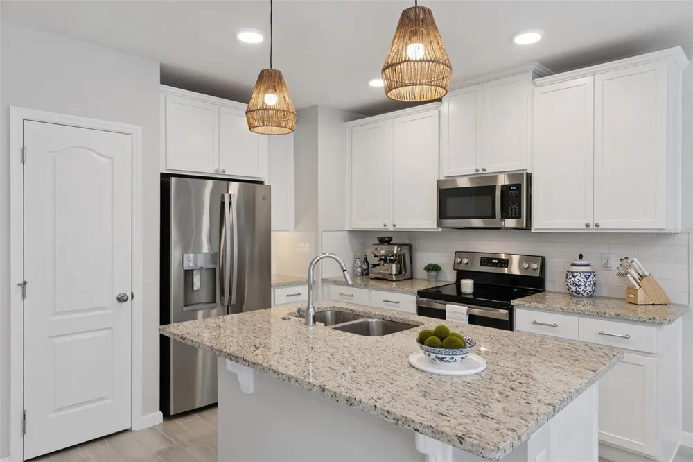 3129 RIVERBOAT WAY Oviedo, FL 32765