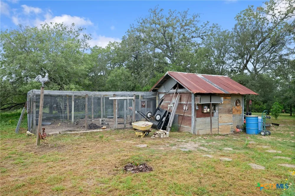 3413 Fm 1185 Lockhart, TX 78644