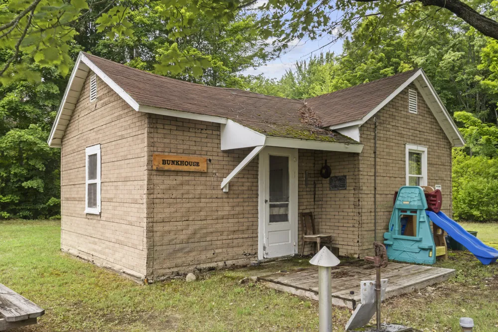 15357 Homestead Road Thompsonville, MI 49683