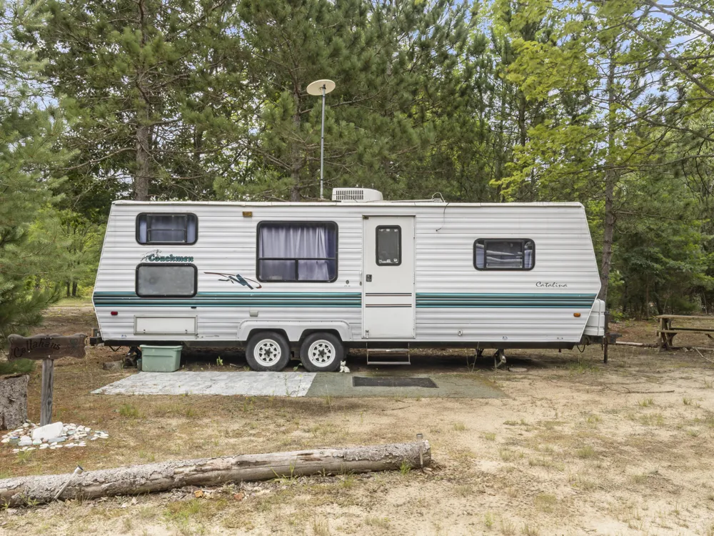 15357 Homestead Road Thompsonville, MI 49683