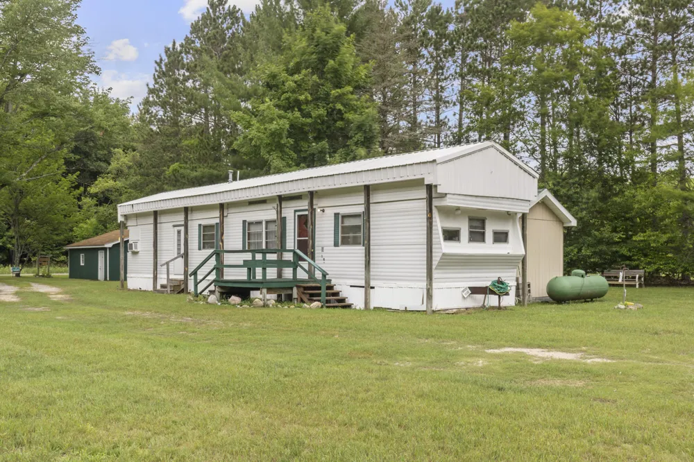15357 Homestead Road Thompsonville, MI 49683