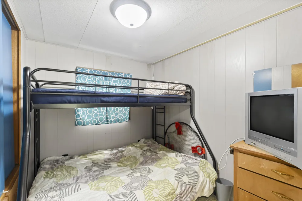 15357 Homestead Road Thompsonville, MI 49683