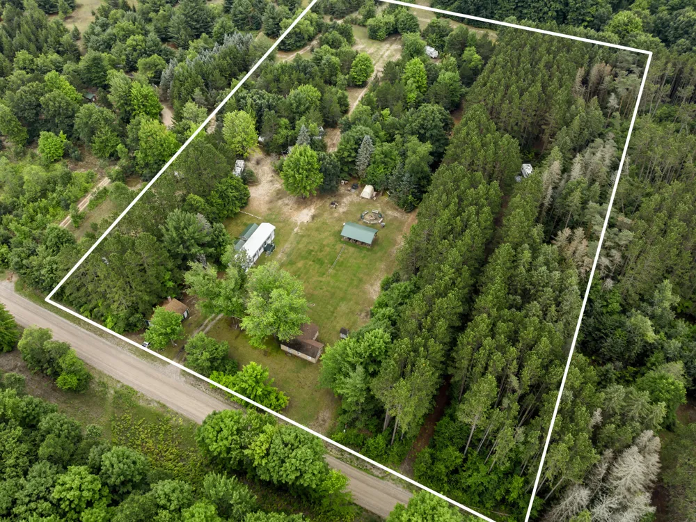 15357 Homestead Road Thompsonville, MI 49683